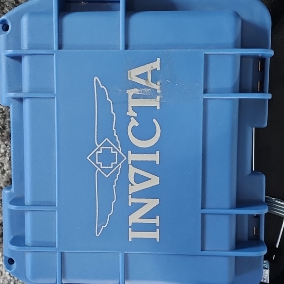 INVICTA 3 Watch Set with CASE LOT - Picture 4 of 10
